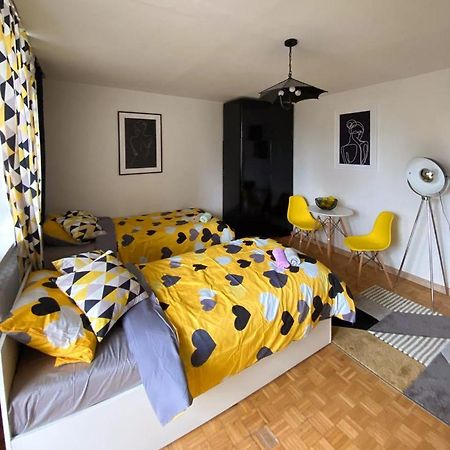 Guest House Prosta 2/14 Варшава Екстериор снимка