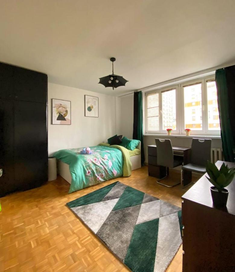 Guest House Prosta 2/14 Варшава Екстериор снимка