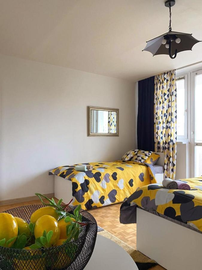 Guest House Prosta 2/14 Варшава Екстериор снимка