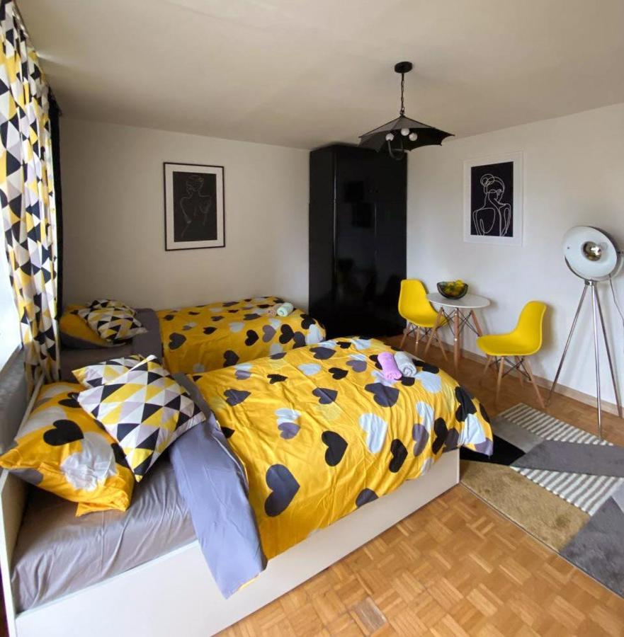 Guest House Prosta 2/14 Варшава Екстериор снимка